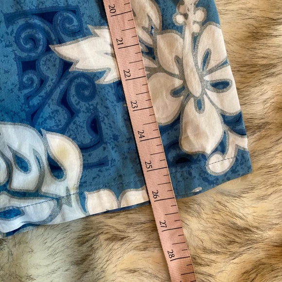 Hawaiian Print Halter Mini Dress - Picture 11 of 11